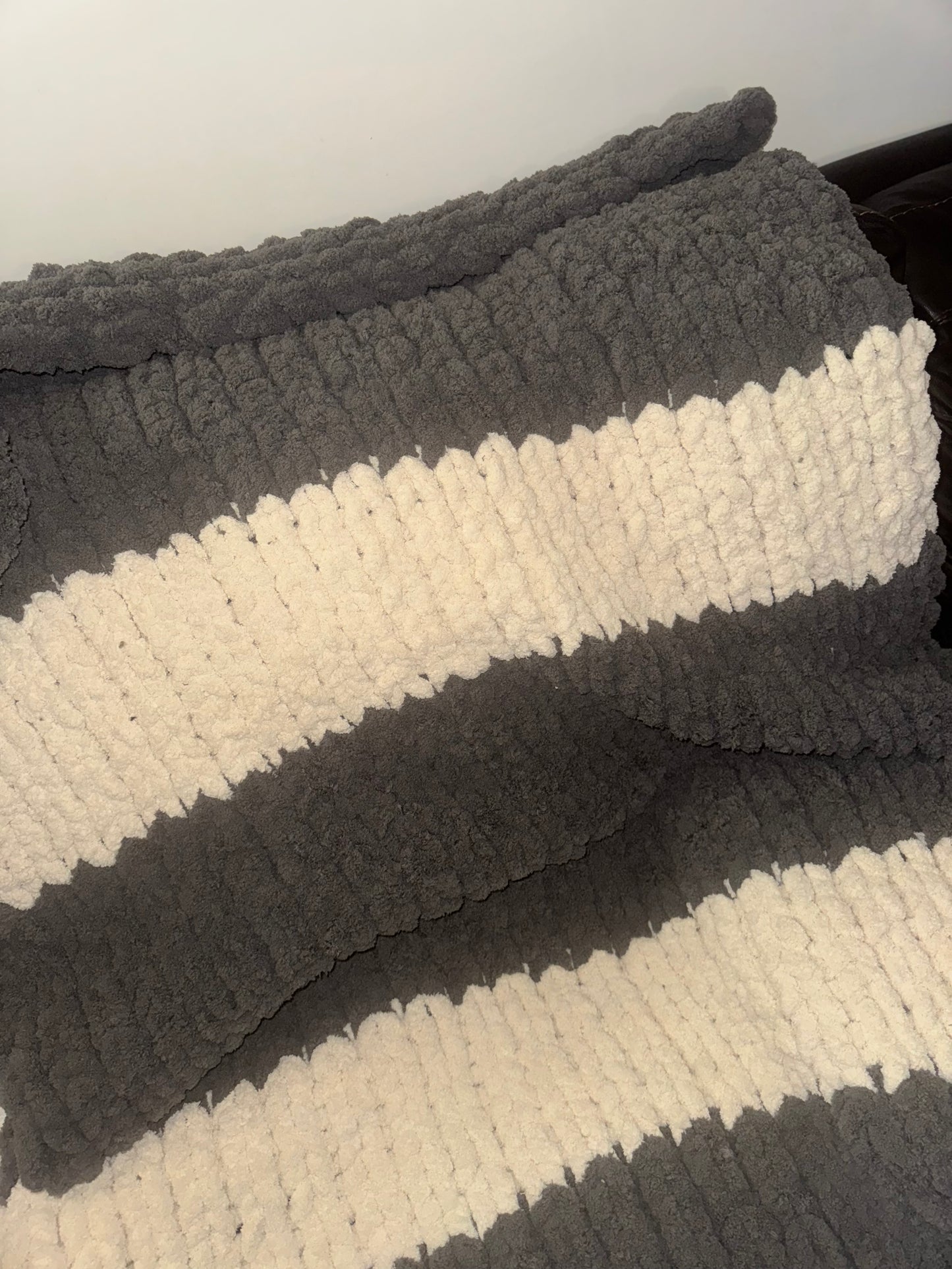 Grey & White Chunky Knit Blanket