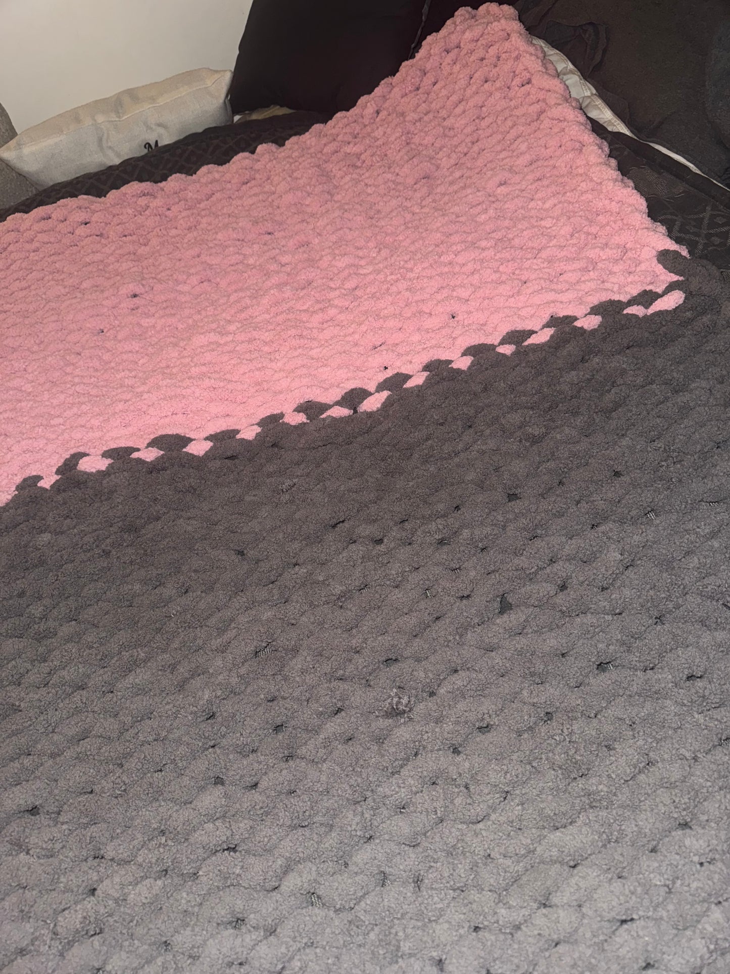 Pink & Grey 2 Toned Chunky Knit Blanket